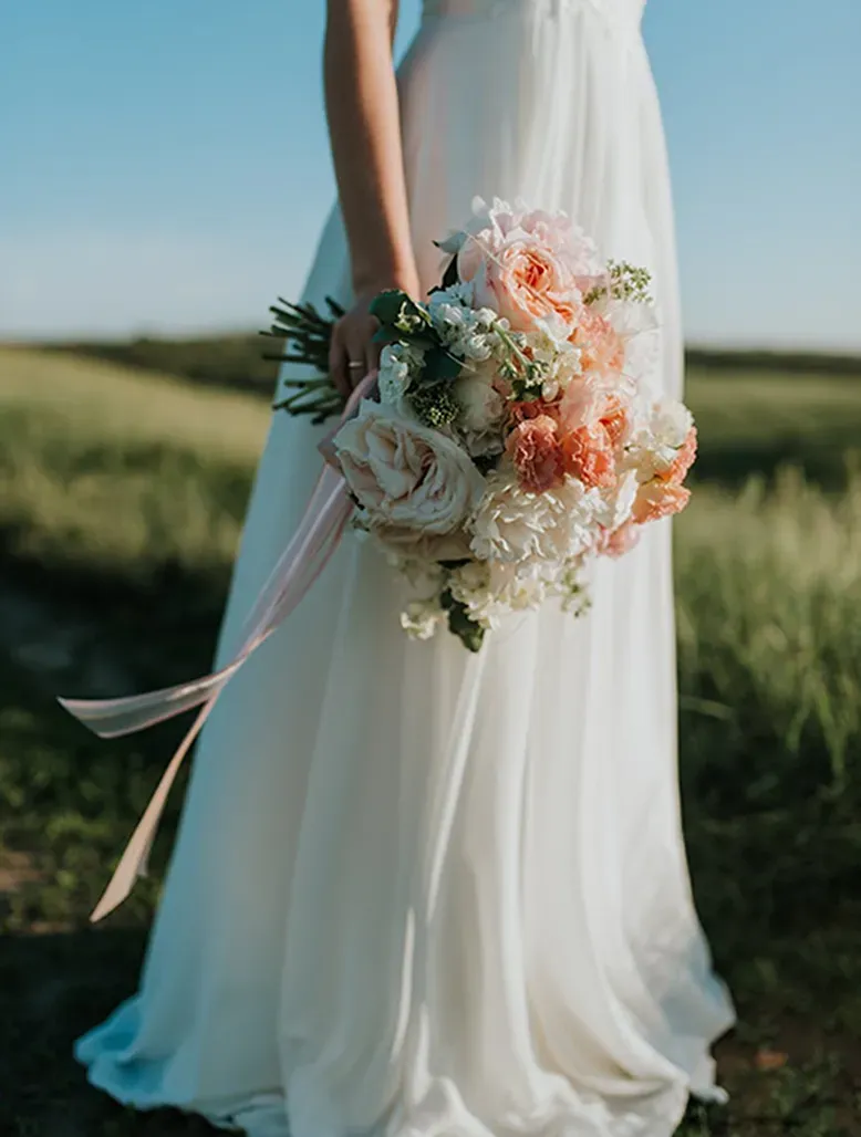 Bagikan Undangan ke Tamu Spesial Anda